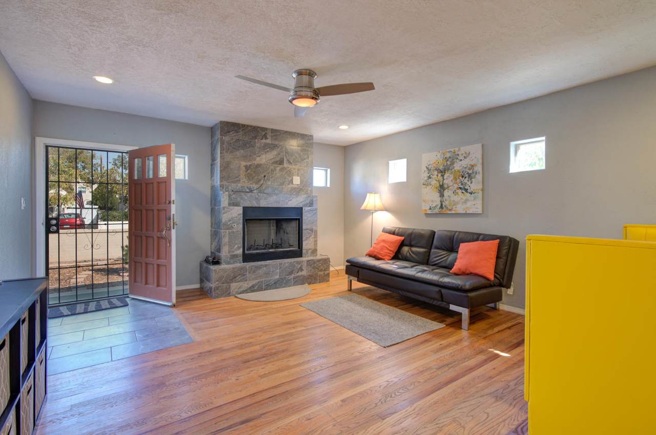 1314 Claire Court - Photo 1