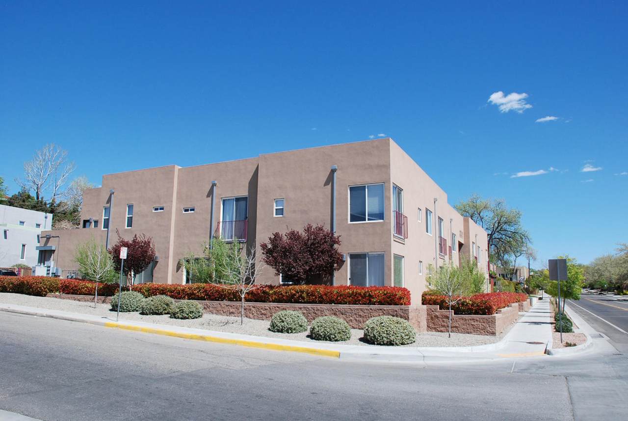 1101 Dr Martin Luther King Jr Avenue - Photo 1