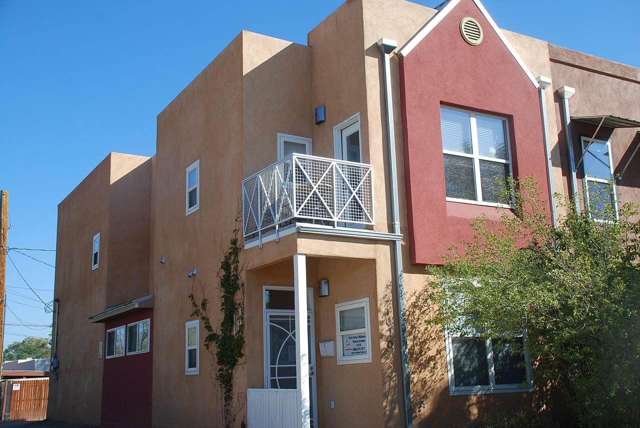 1020 6TH Street - Photo 1