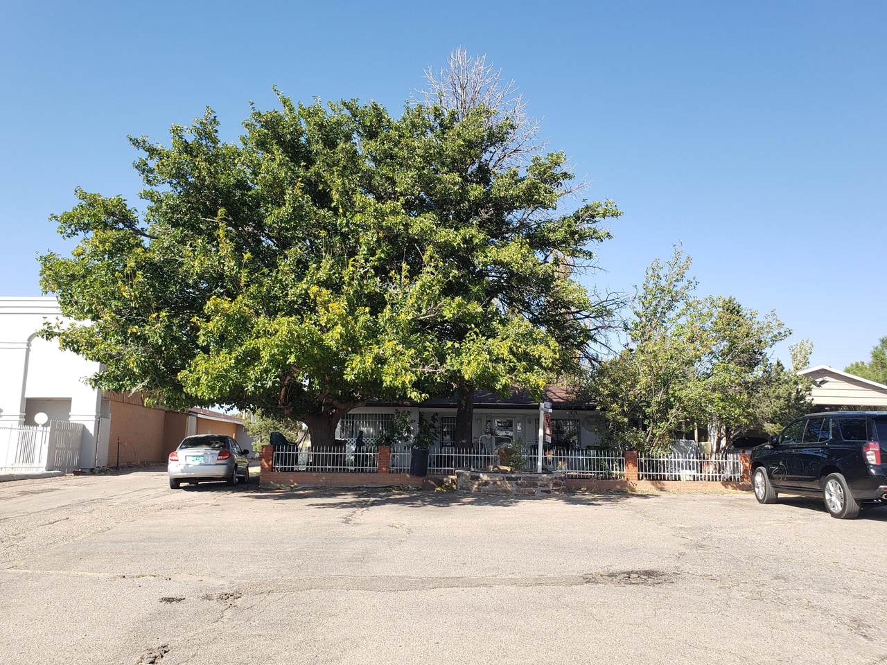 2303 Historic Route 66 - Photo 1
