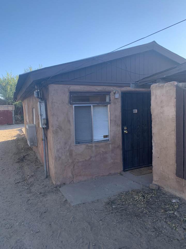 2406 Dora Avenue - Photo 1