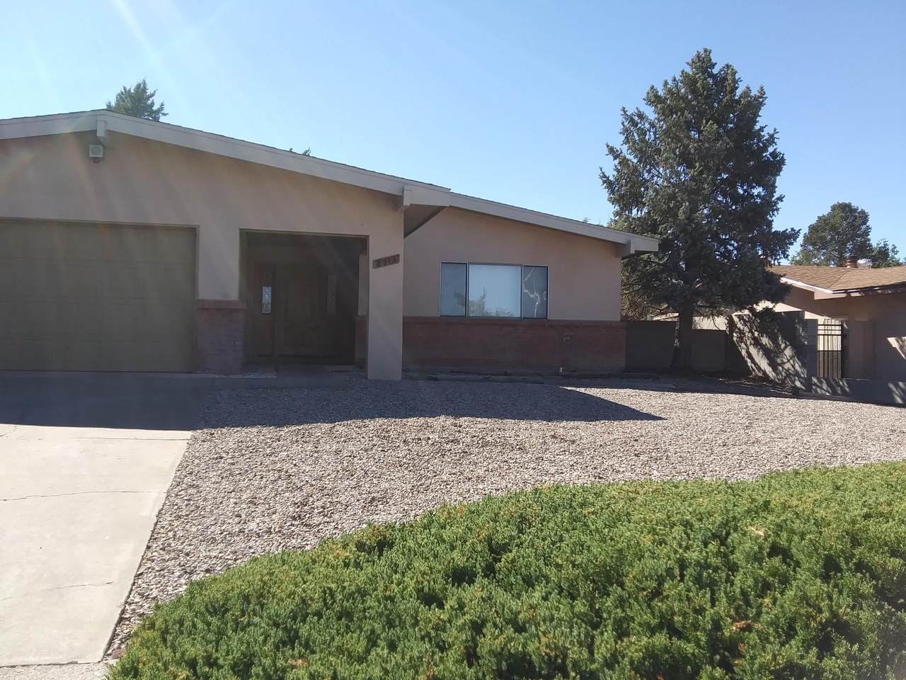 8916 San Francisco Road - Photo 1