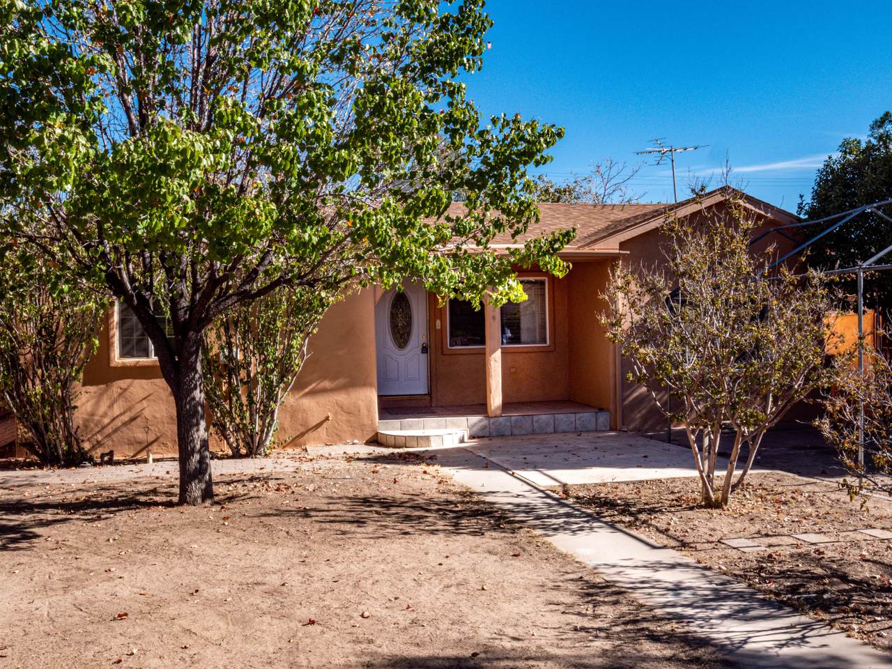1914 Ridgecrest Drive - Photo 1