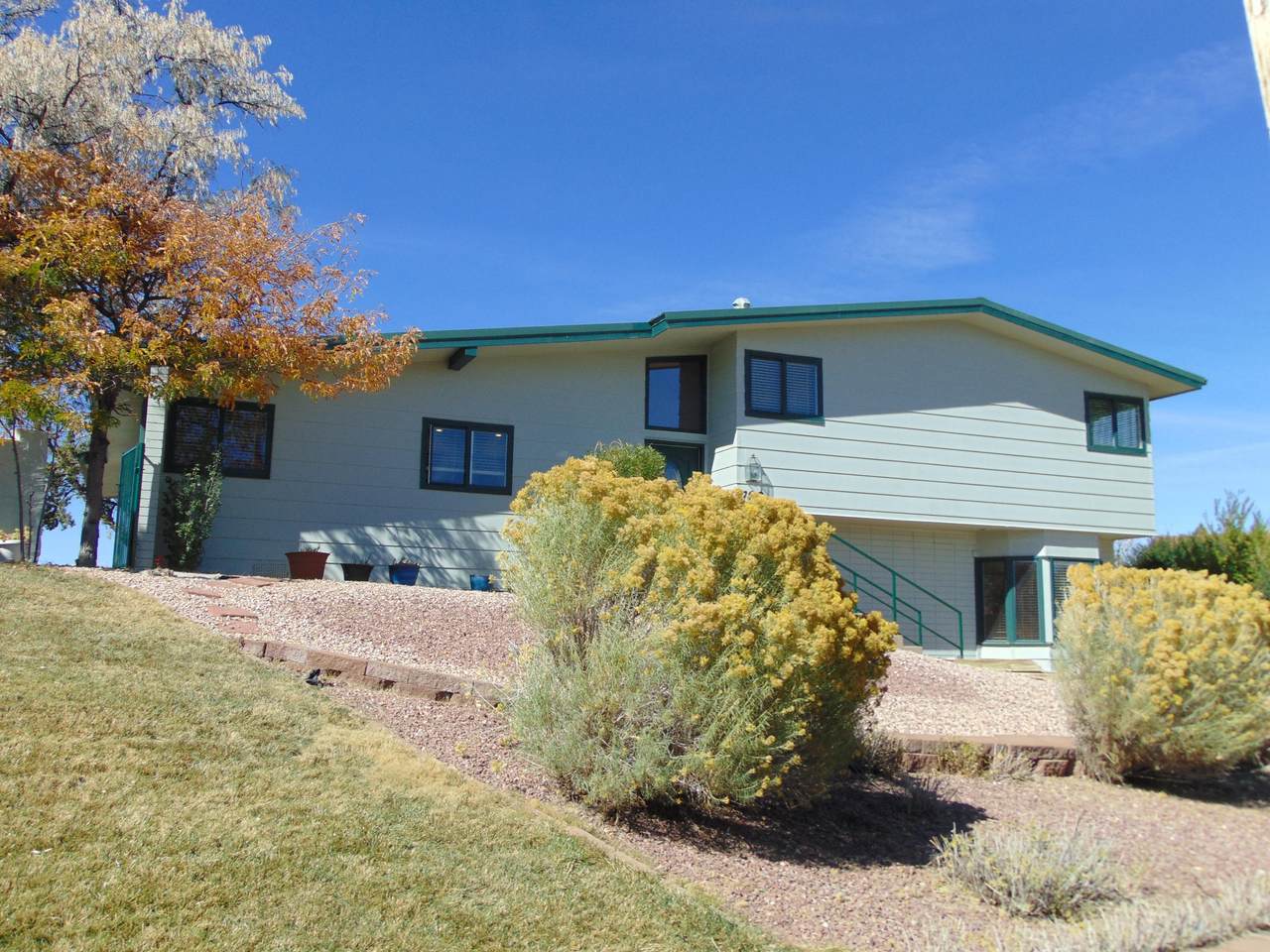 708 Julie Court - Photo 1