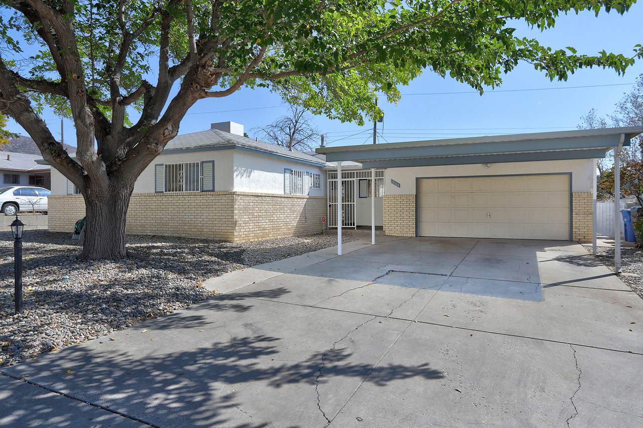 13104 Turquoise Avenue - Photo 1