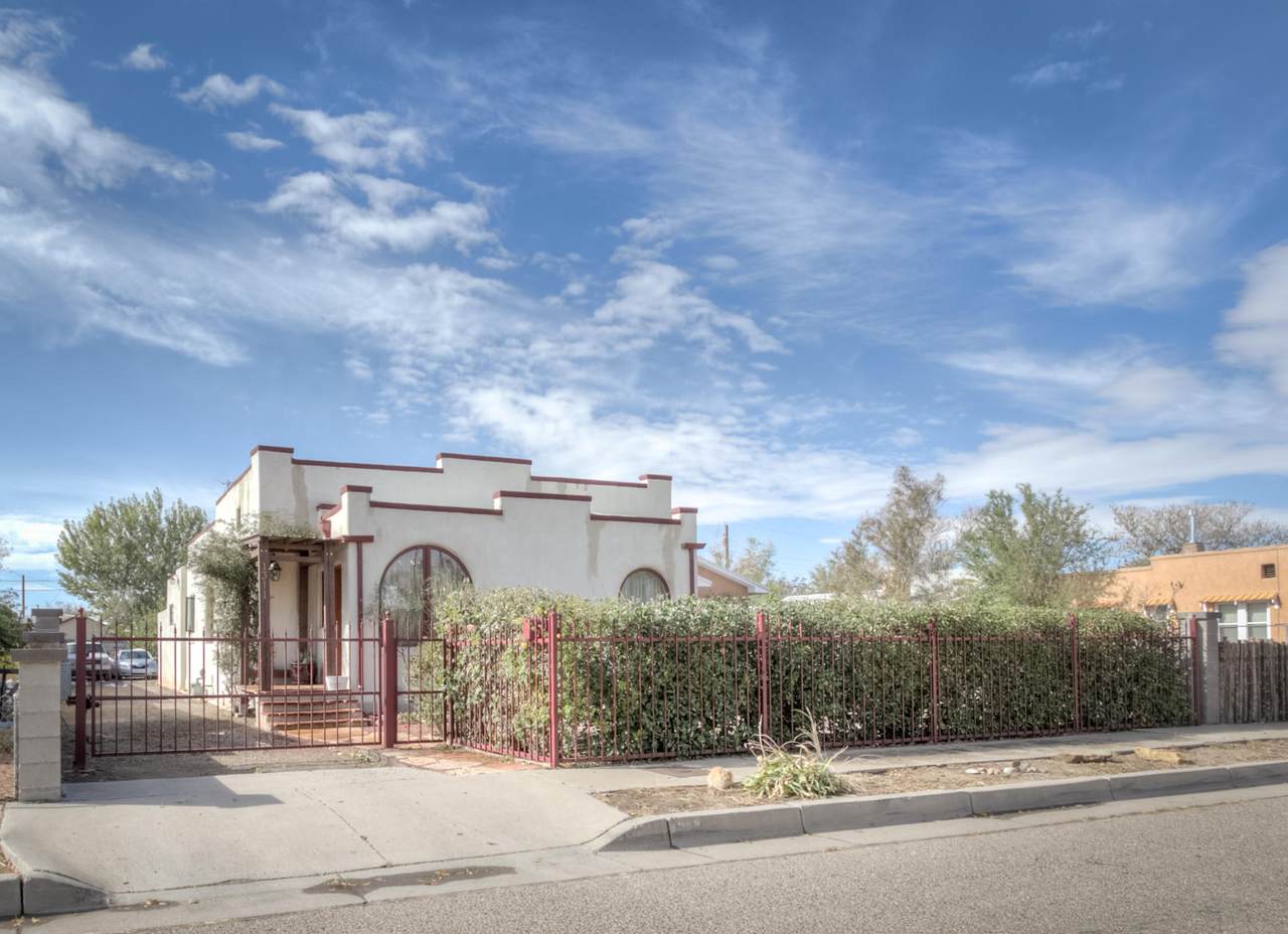 1311 8TH Street - Photo 1