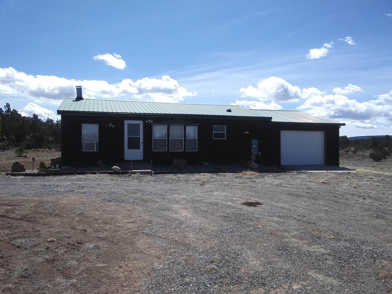 506 7TH Street - Photo 1