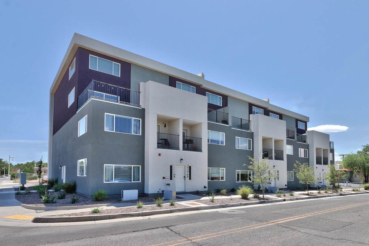 3820 Copper Avenue - Photo 1