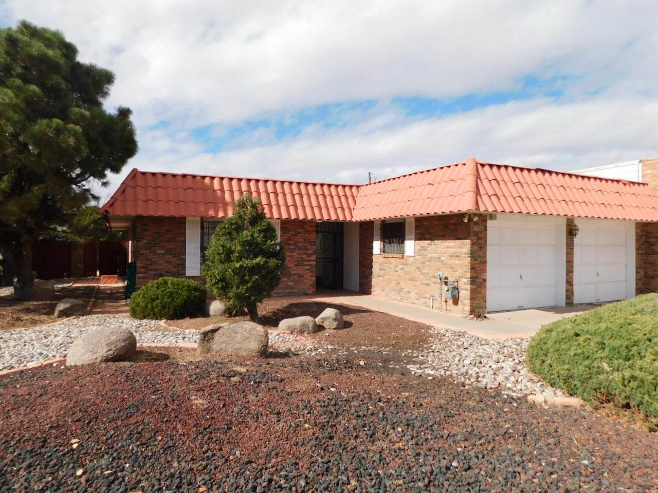 3101 Dallas Street - Photo 1