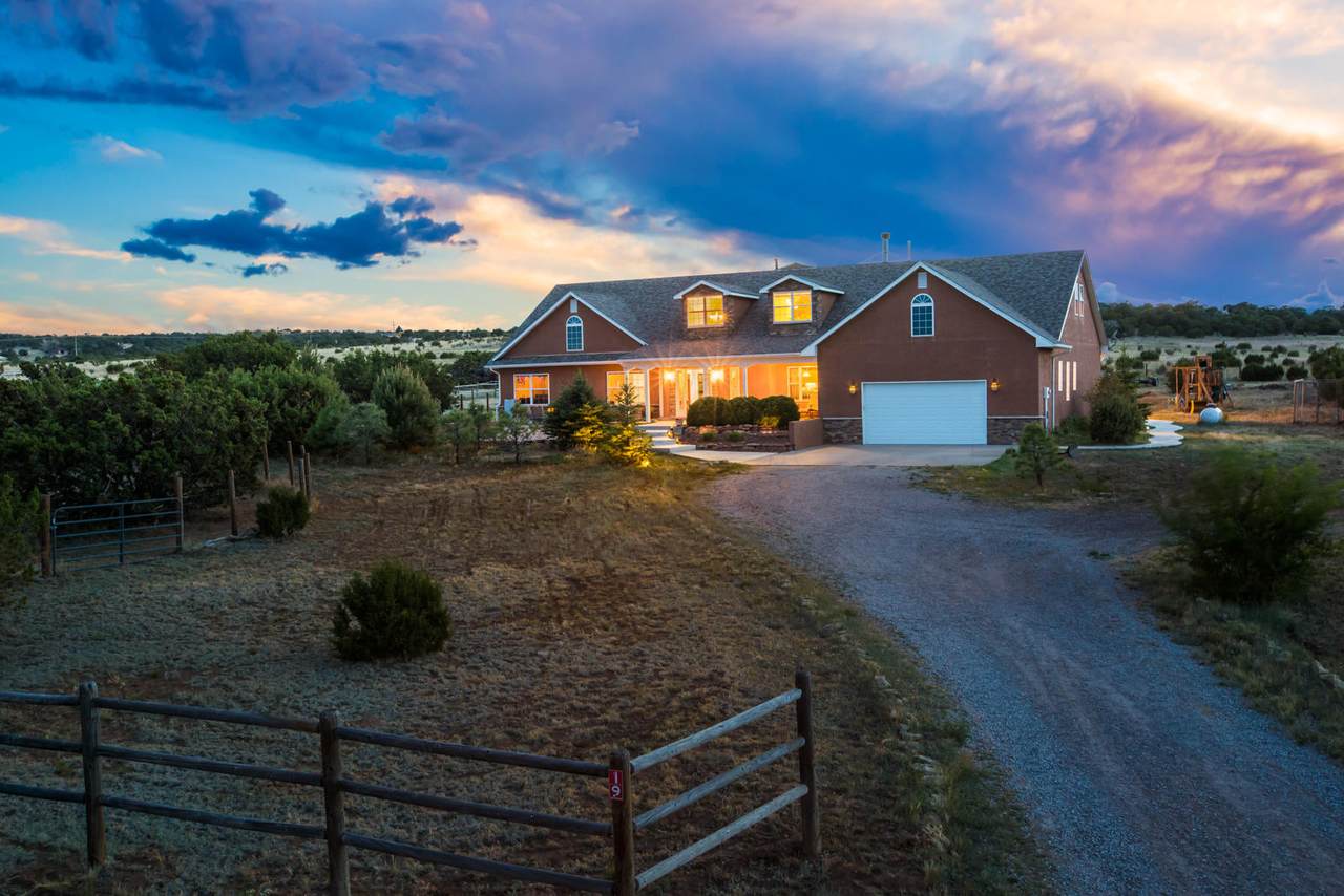 19 Weathersby Drive - Photo 1