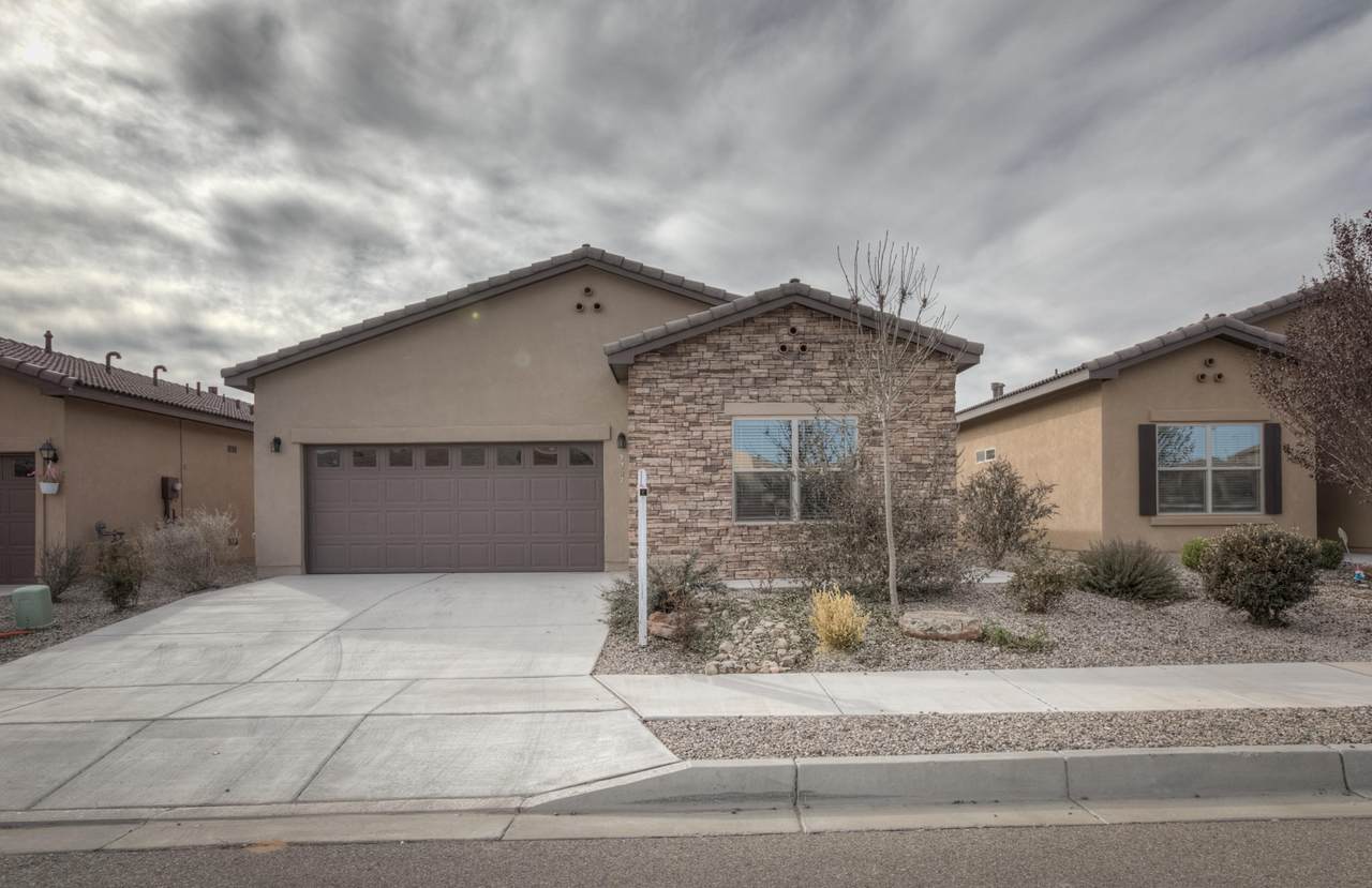 3337 Llano Vista Loop - Photo 1