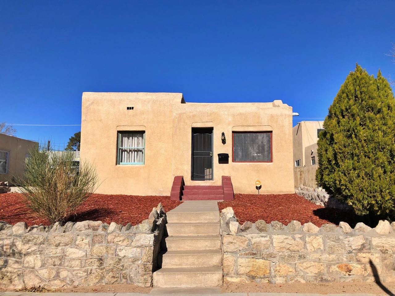 2109 Gold Avenue - Photo 1