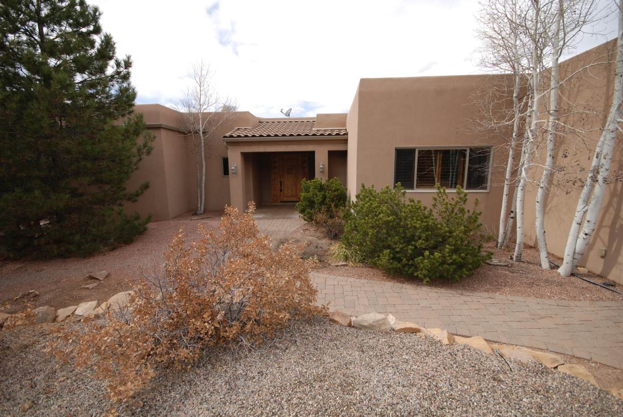 3 Teypana Drive - Photo 1