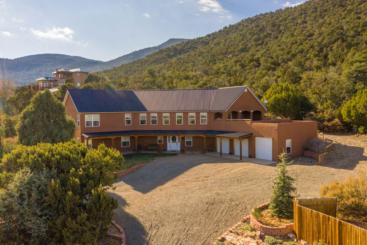 151 Skyline Road - Photo 1