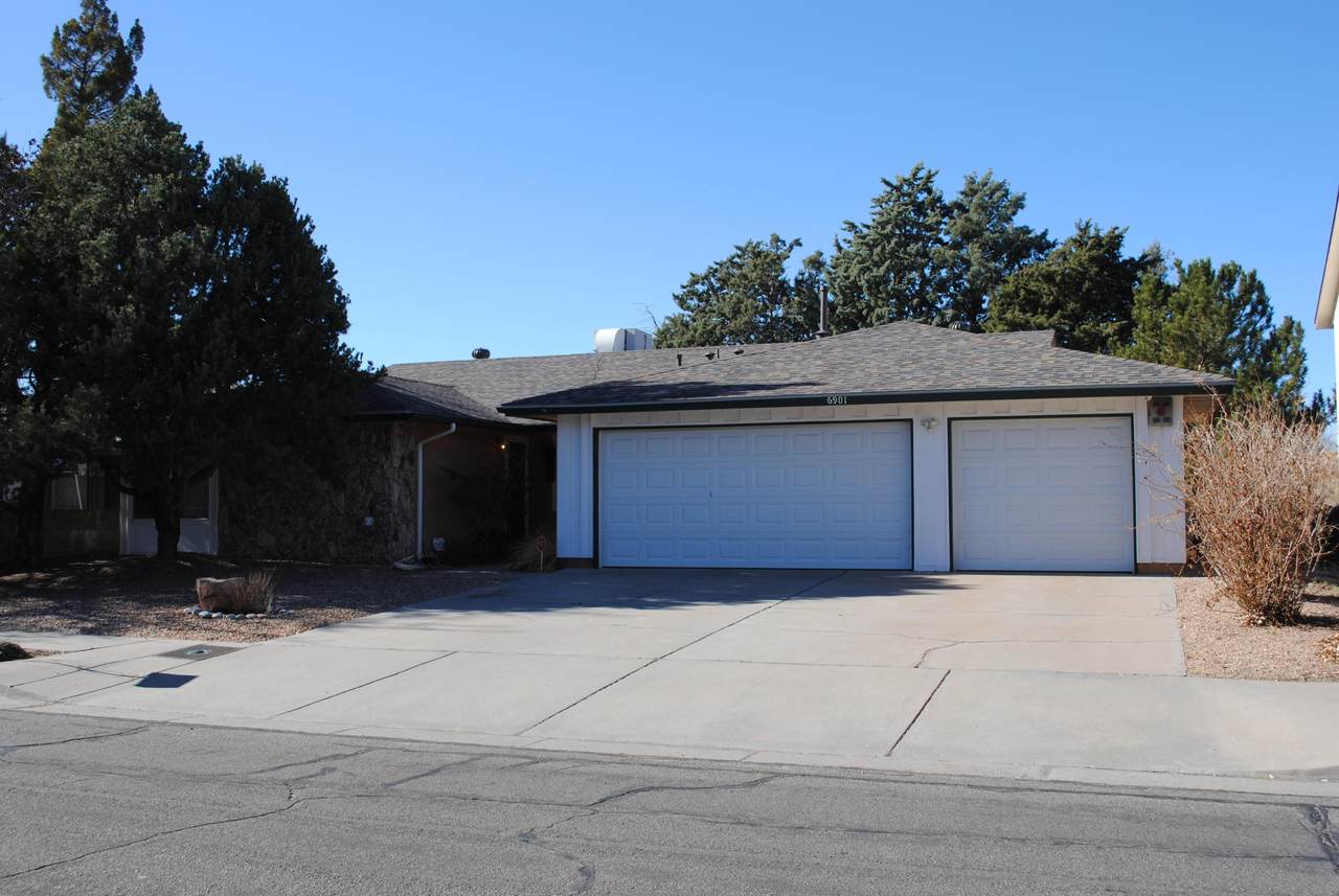 6901 Glendora Drive - Photo 1