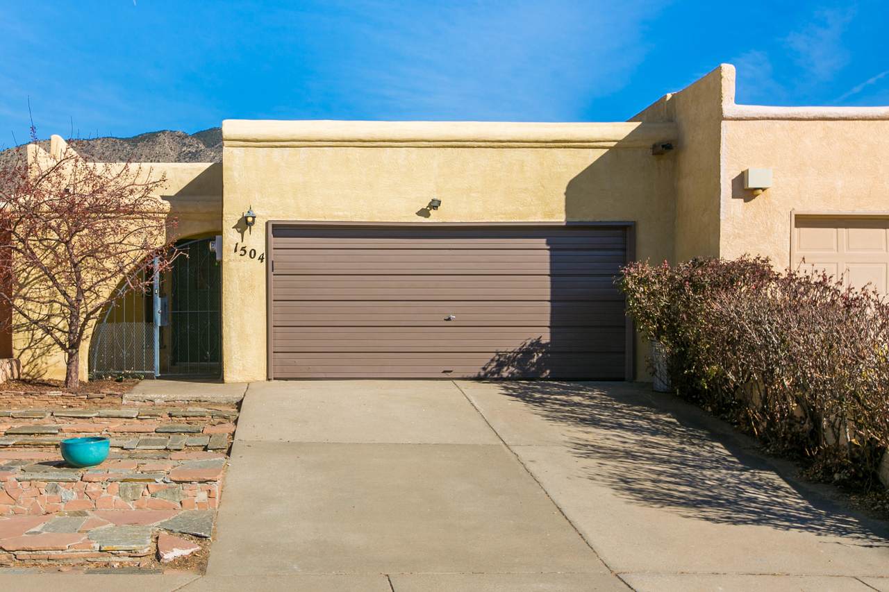 1504 Donette Place - Photo 1