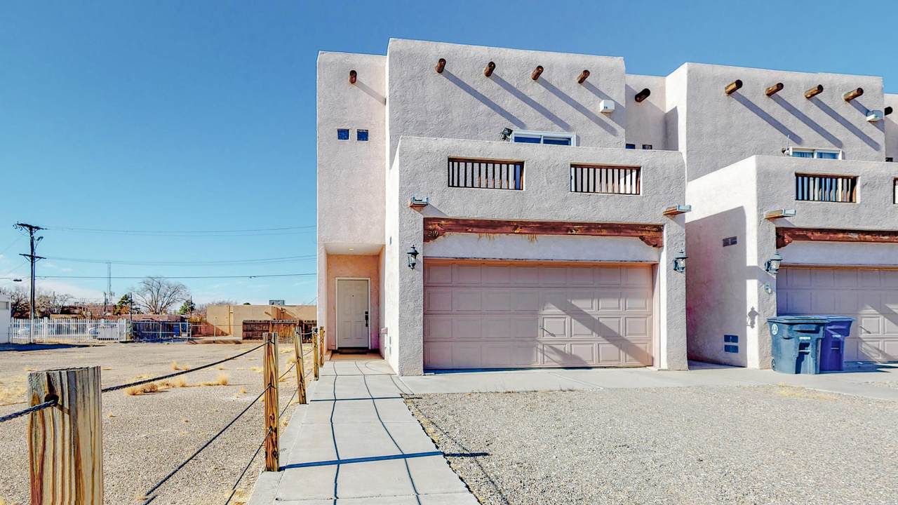 219 Truman Street - Photo 1