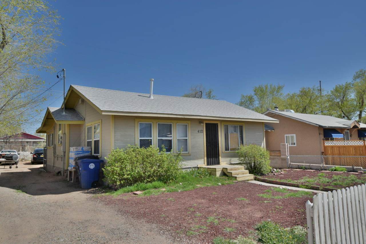 412 Harvard Drive - Photo 1
