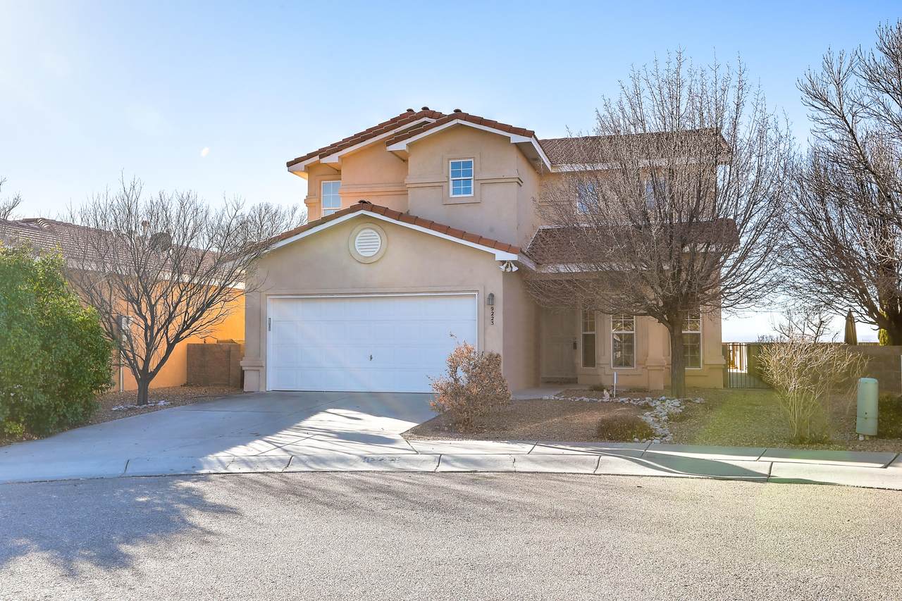 9223 Silverwood Drive - Photo 1