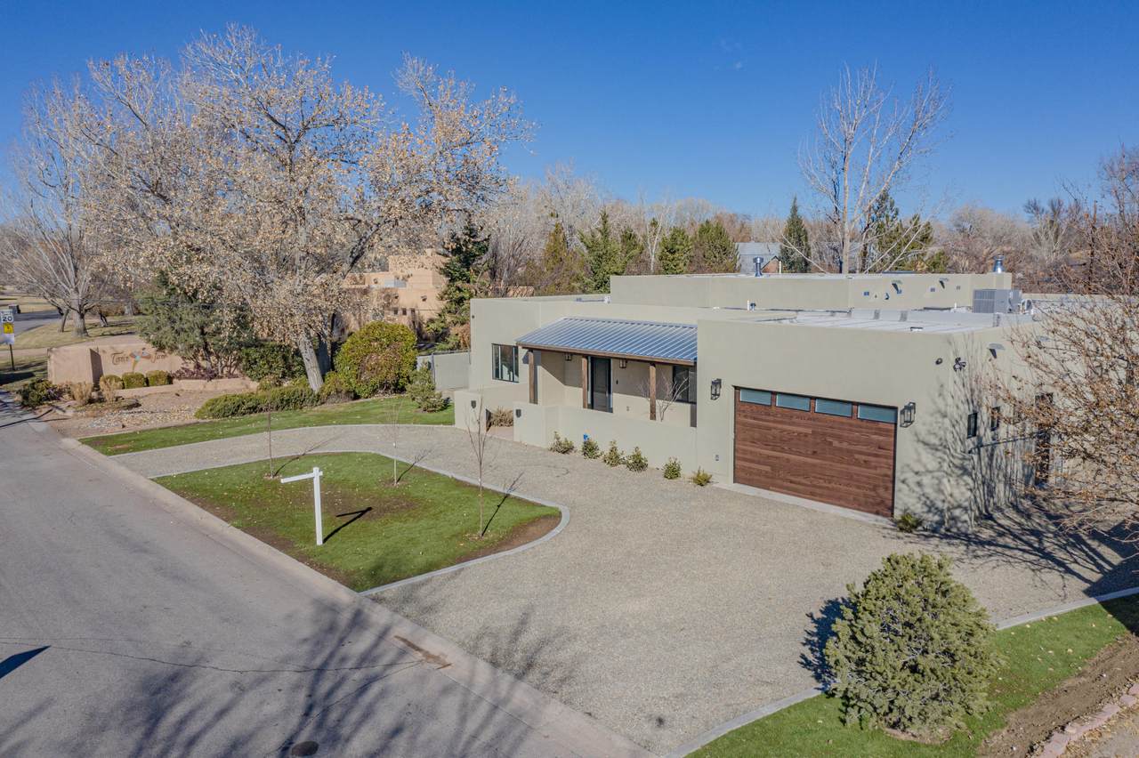 1411 El Portal Road - Photo 1