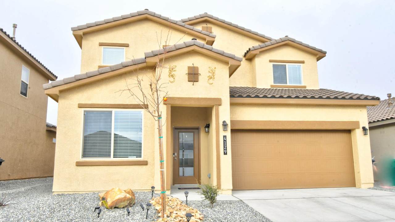 4129 Skyline Loop - Photo 1