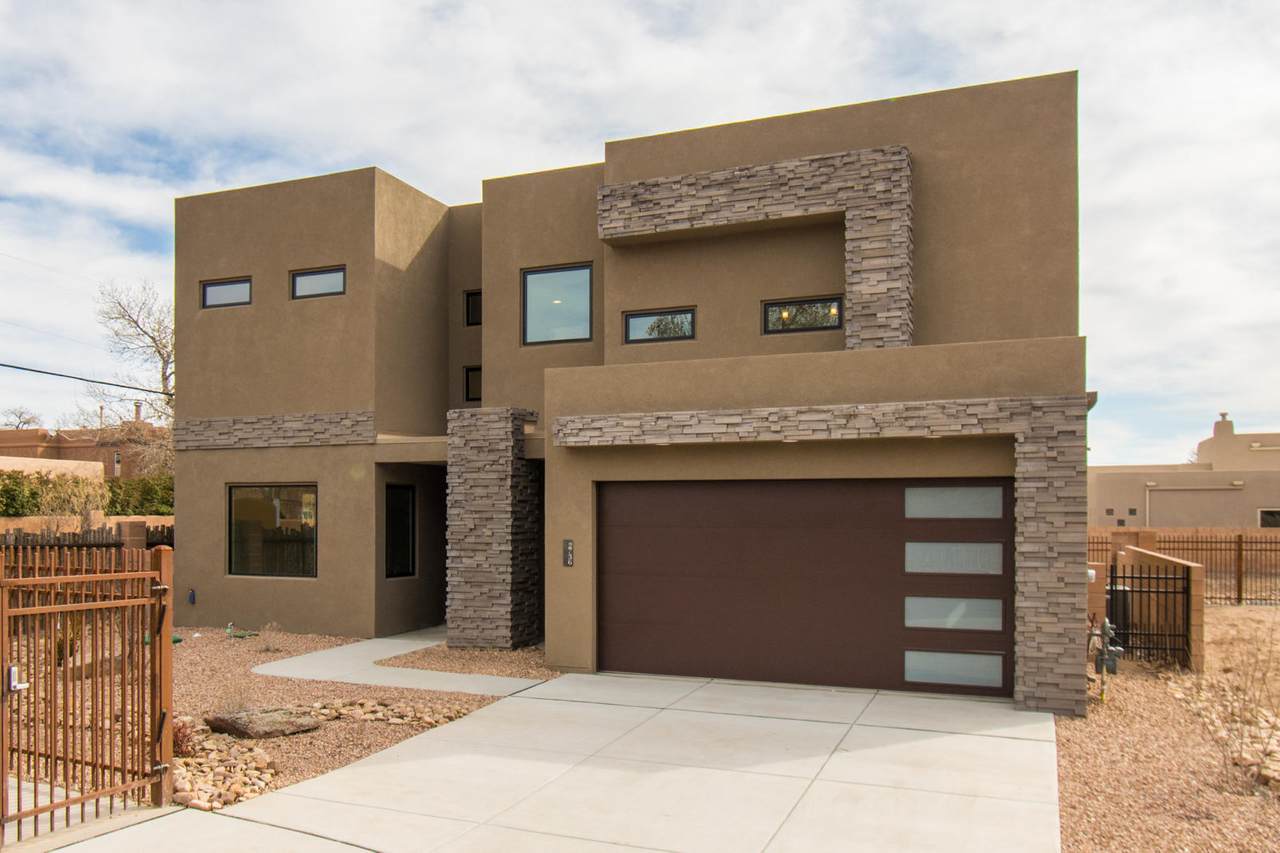 2732 Puerta Del Bosque Lane - Photo 1