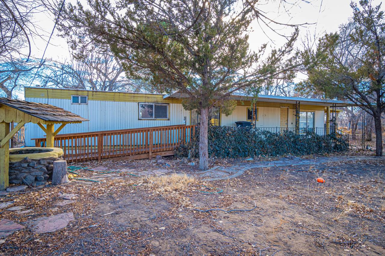 38 La Sombra Loop - Photo 1