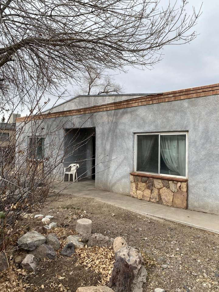 1927 Lake Drive - Photo 1
