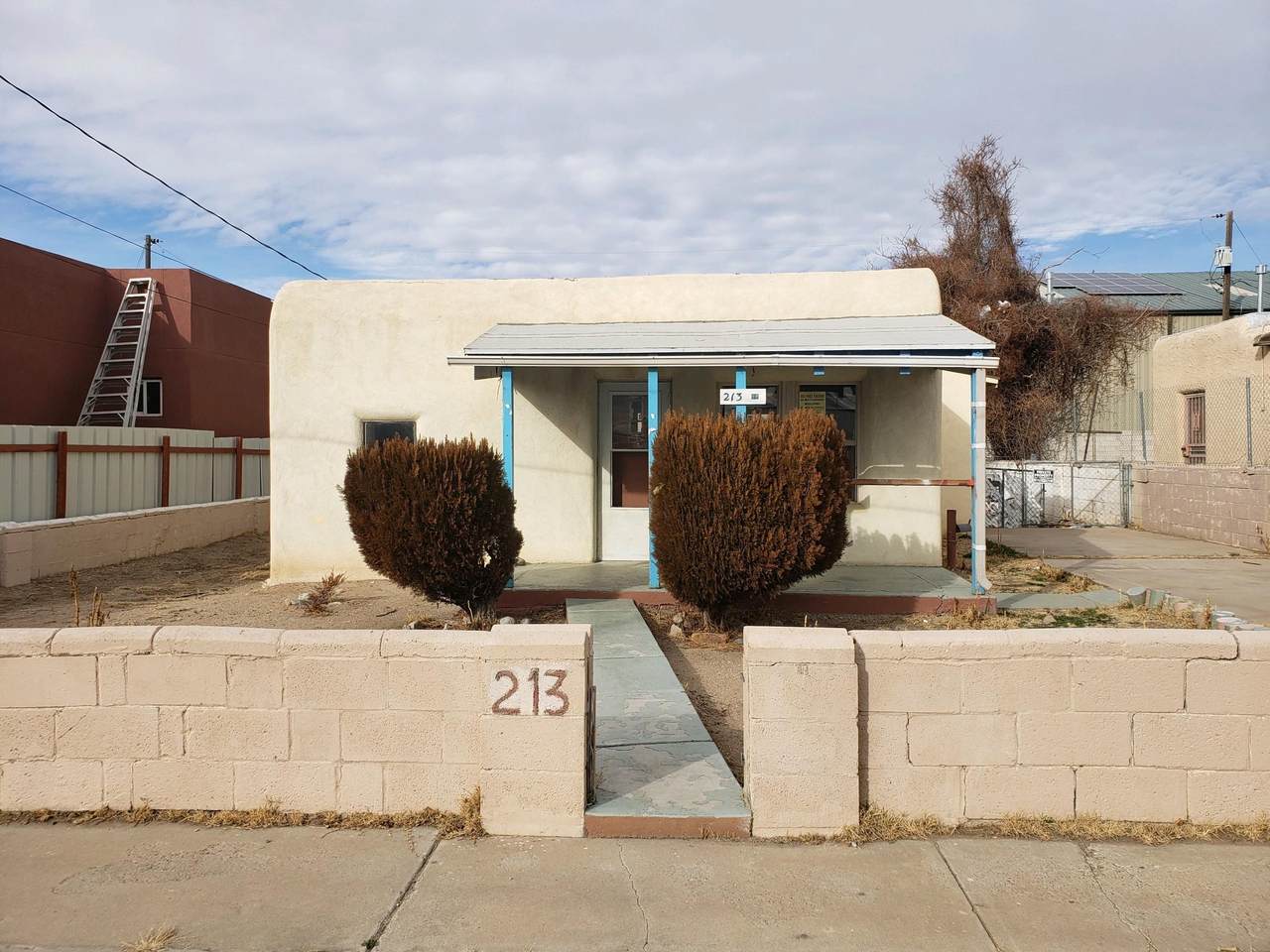 213 Claremont Avenue - Photo 1
