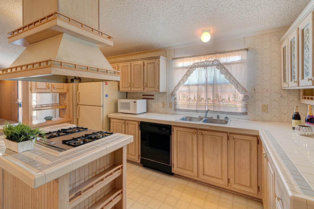 28 Pronto Road - Photo 1