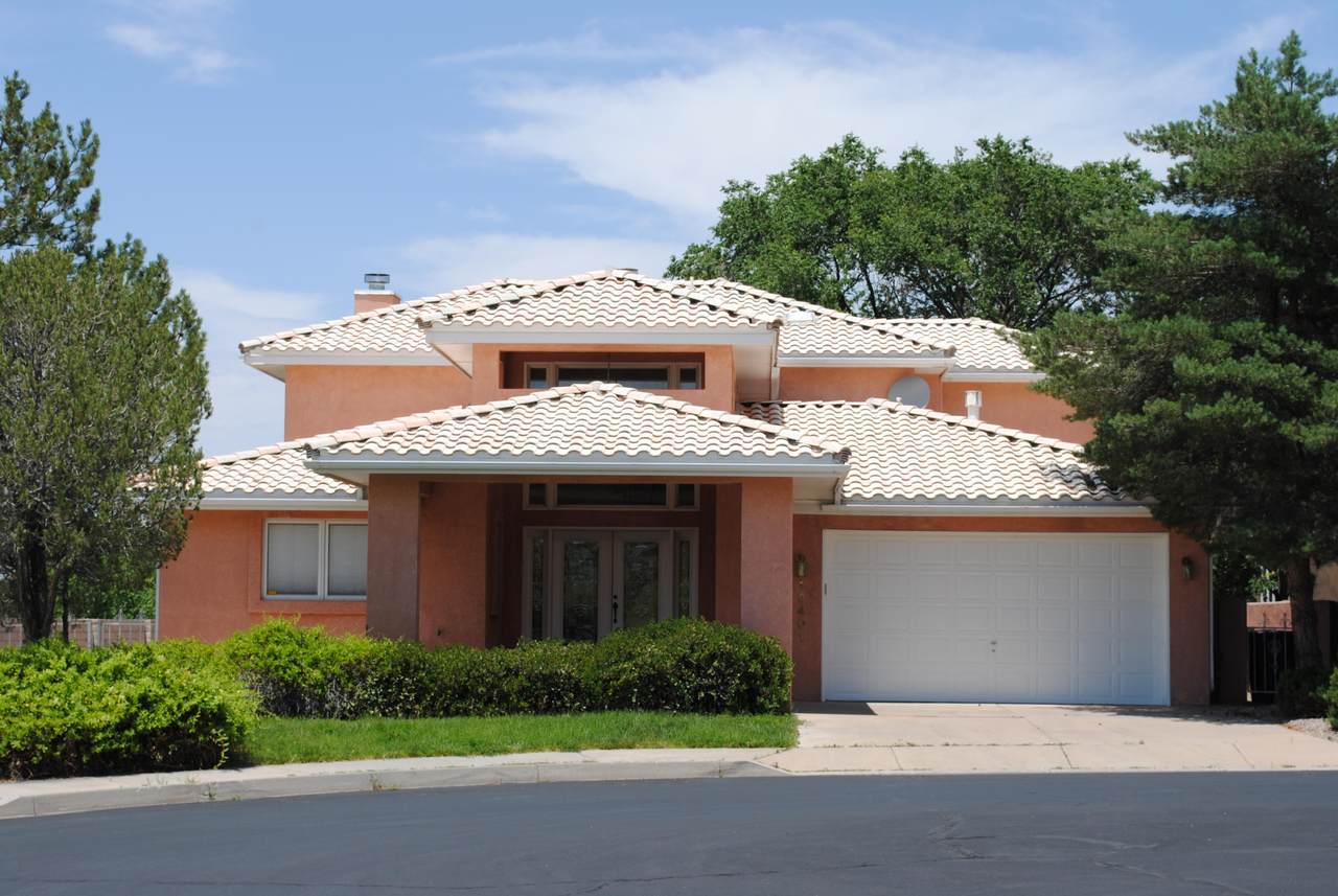 10401 Prestwick - Photo 1