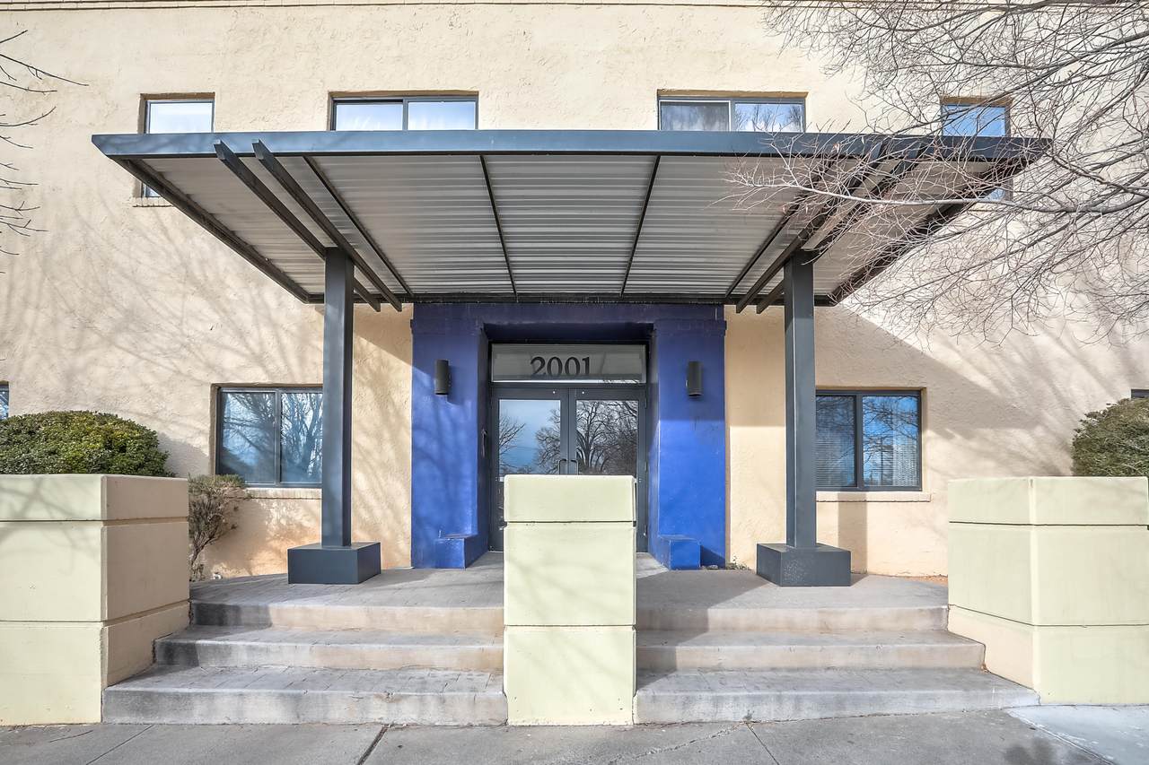 2001 Gold Avenue - Photo 1