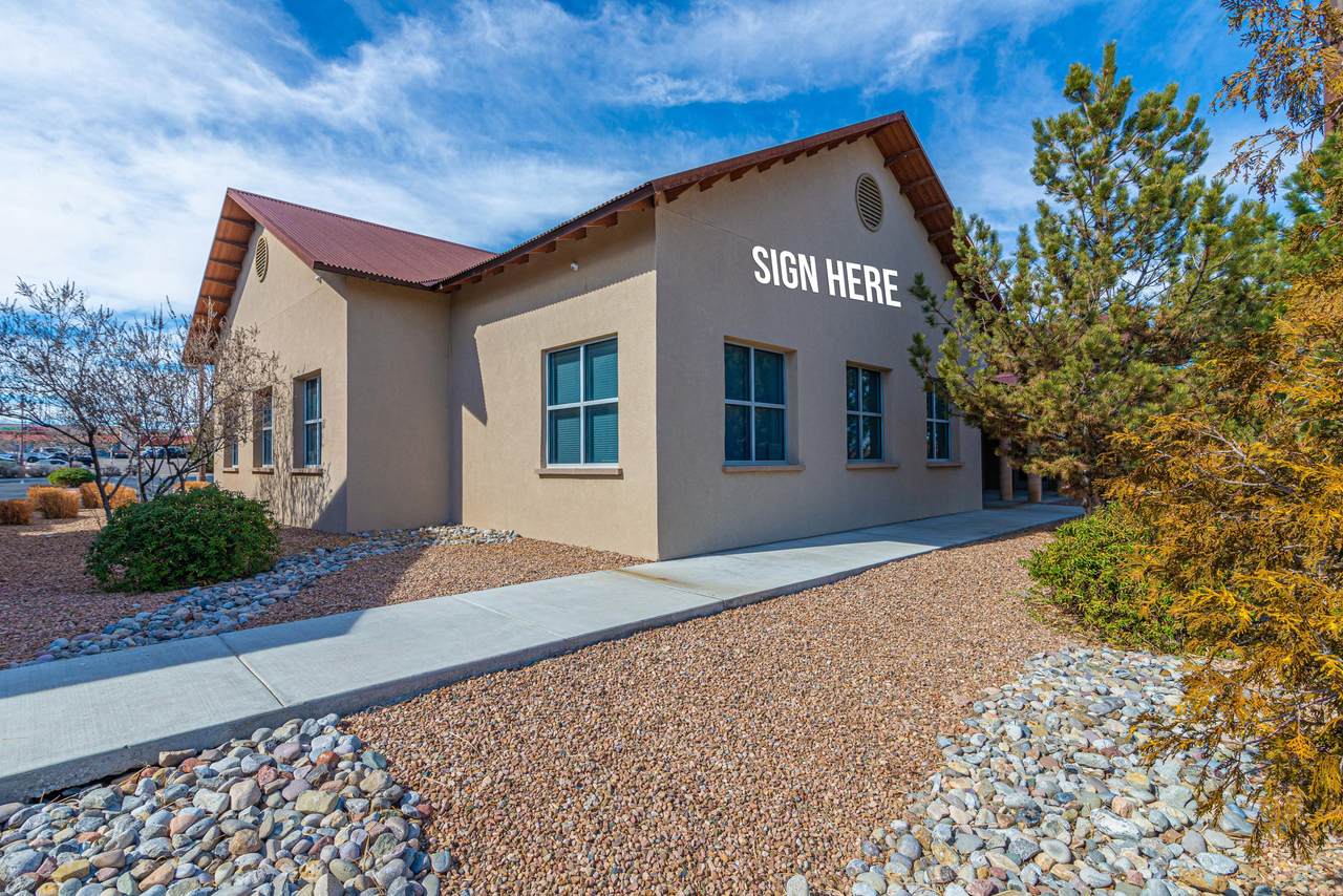 2116 Vista Oeste - Photo 1