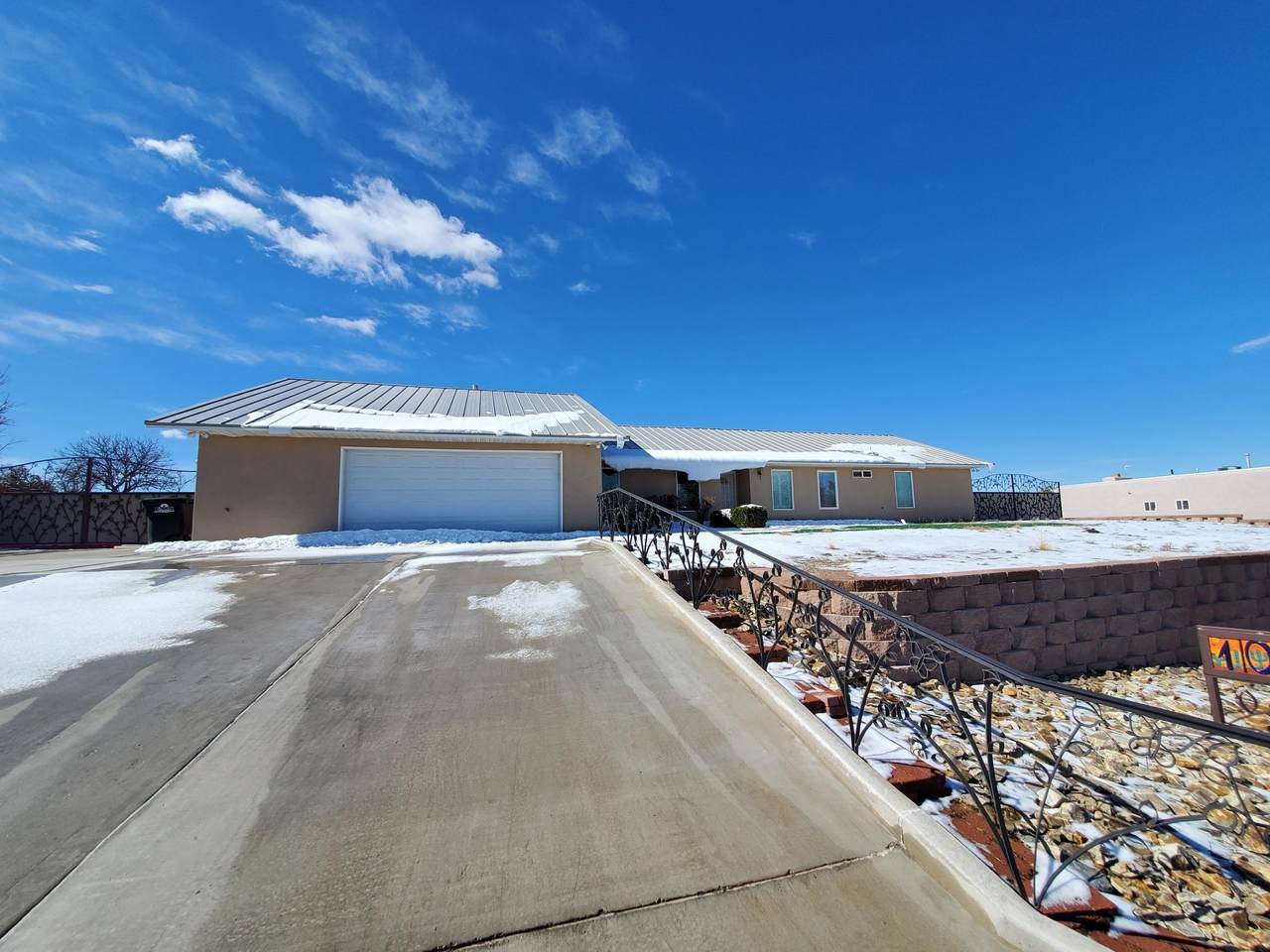 109 Jarvis Place - Photo 1