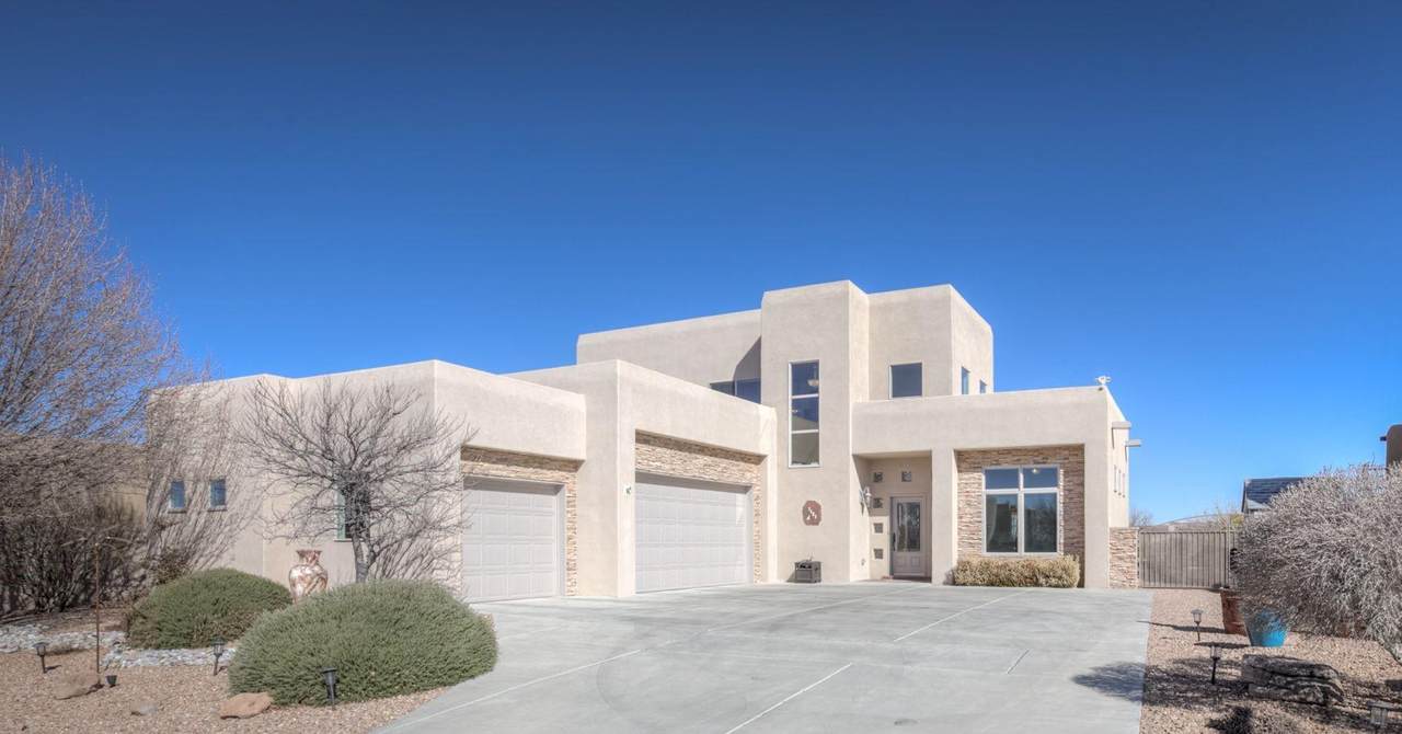 7423 Blue Moon Lane - Photo 1
