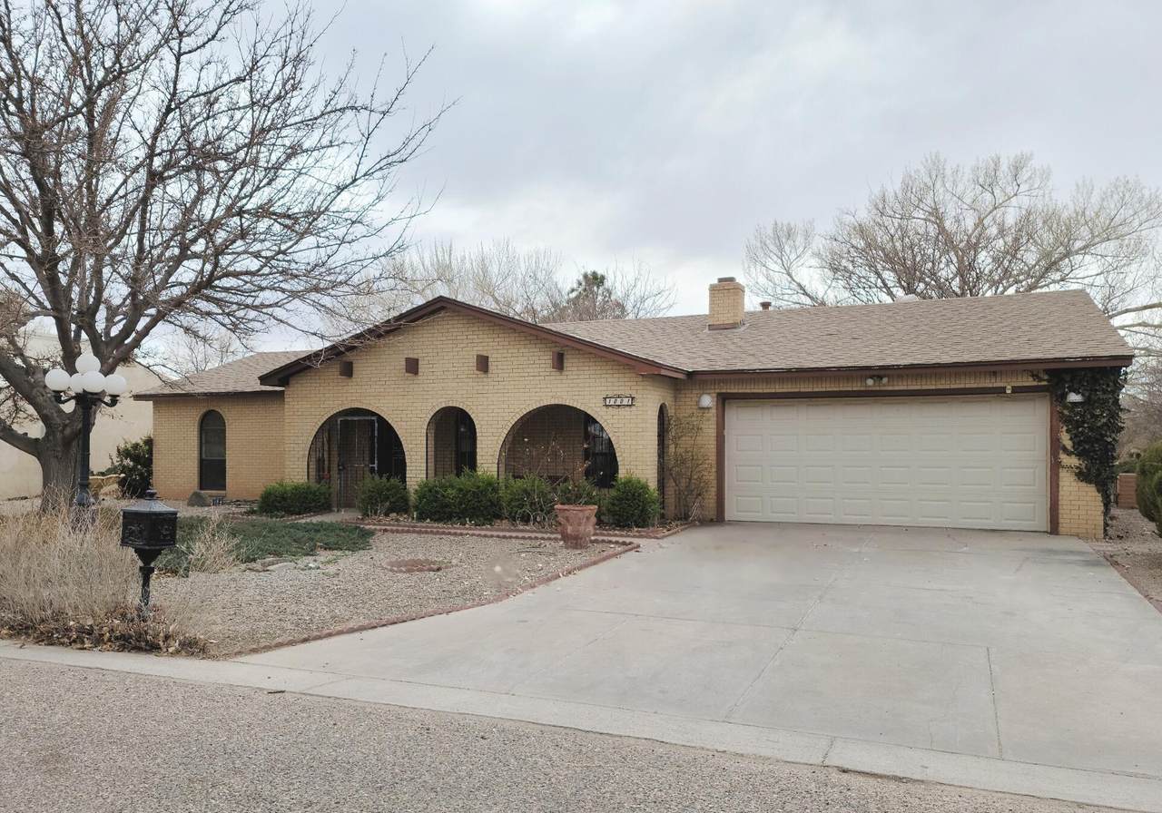 1001 Carmel Drive - Photo 1