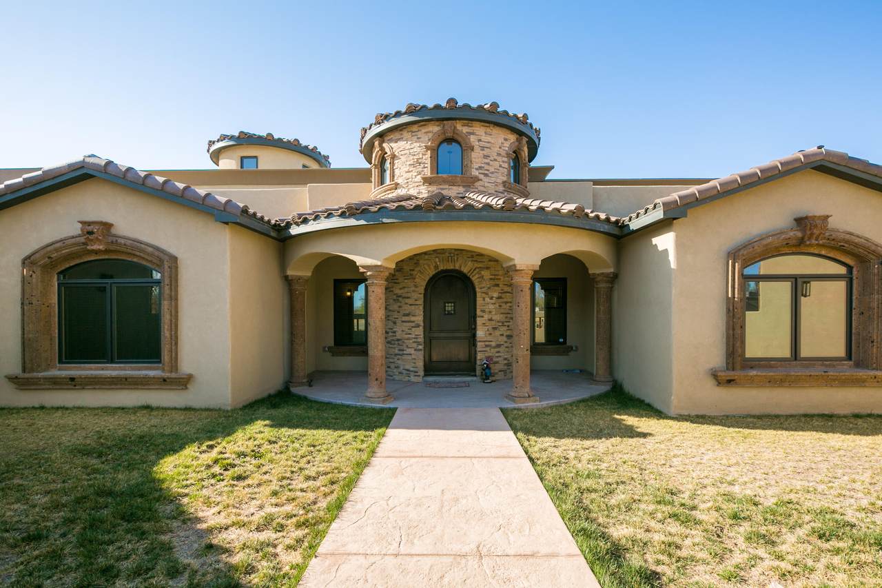 802 Ayrshire Court - Photo 1
