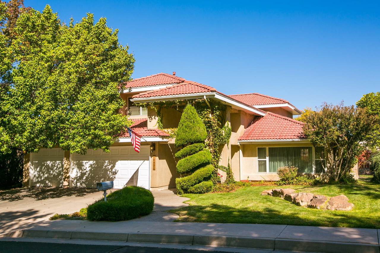 10421 Prestwick - Photo 1