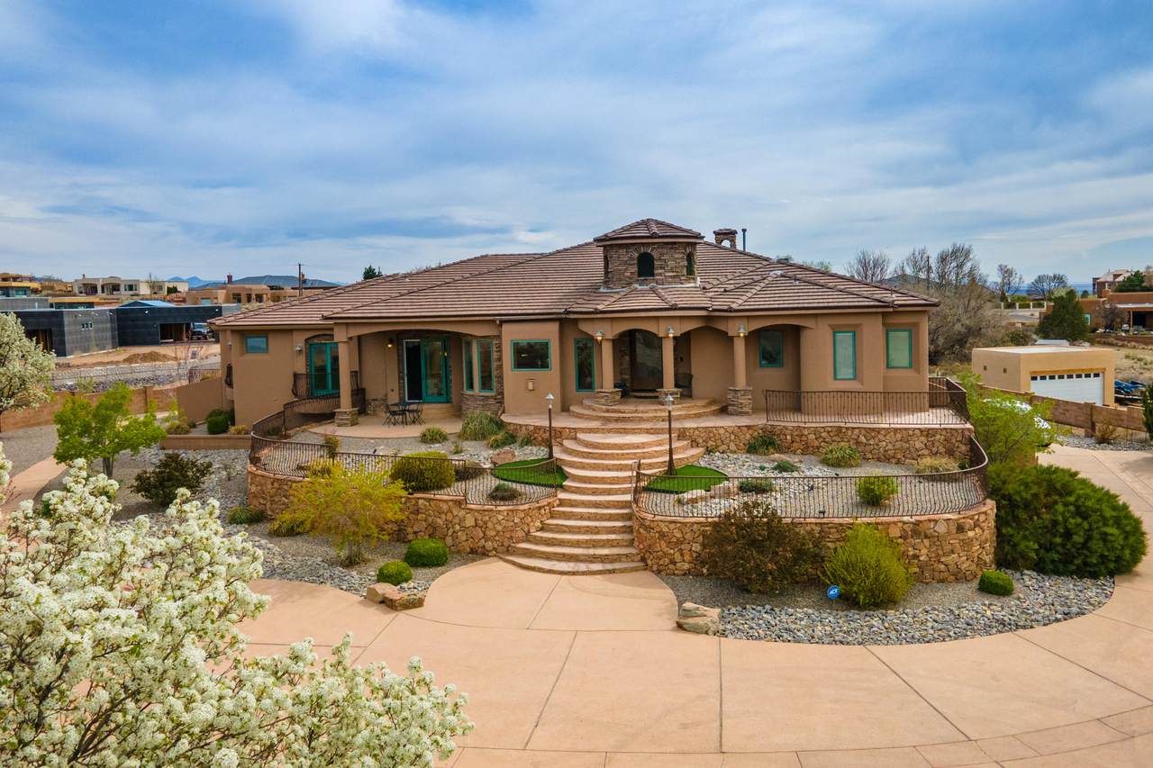 10806 Pino Avenue - Photo 1