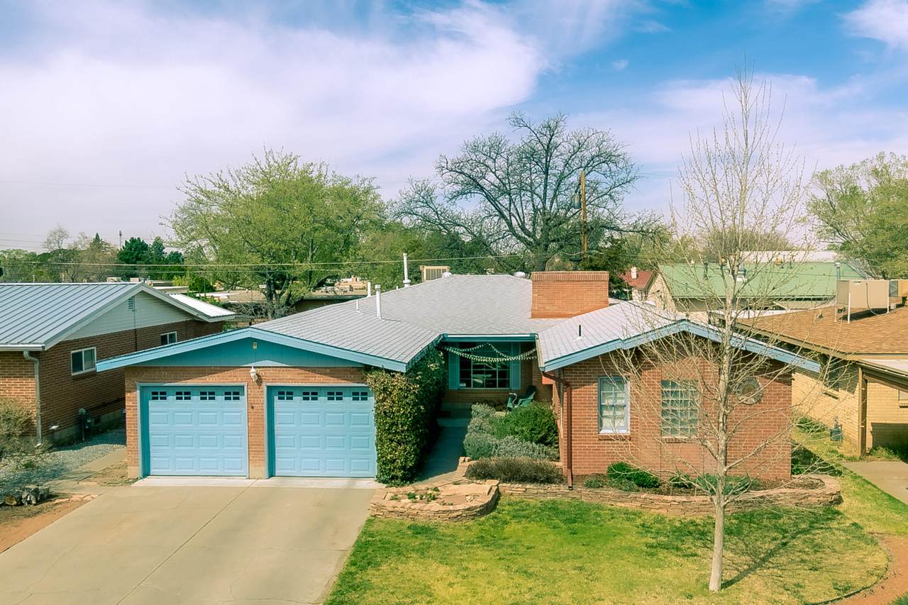 1825 Morningside Drive - Photo 1