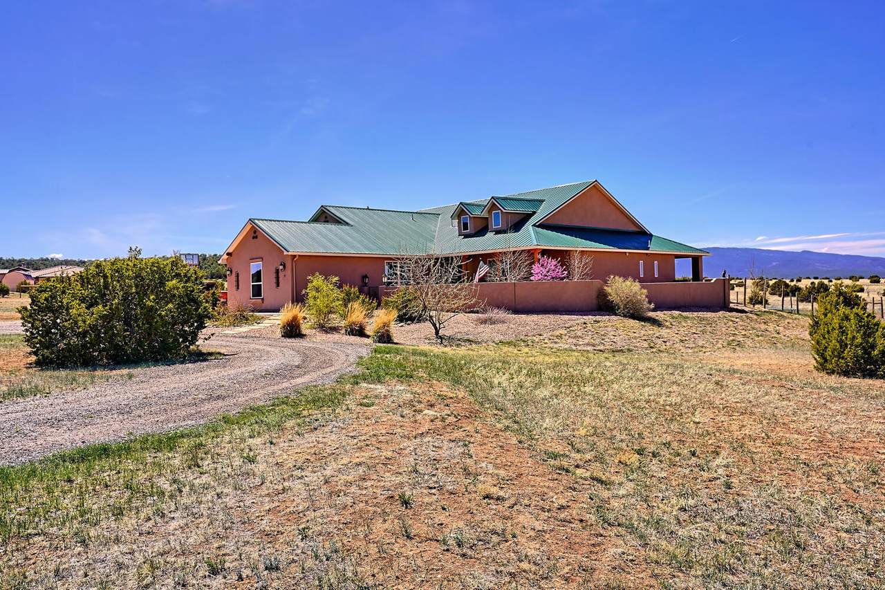 35 Bolivar Loop - Photo 1