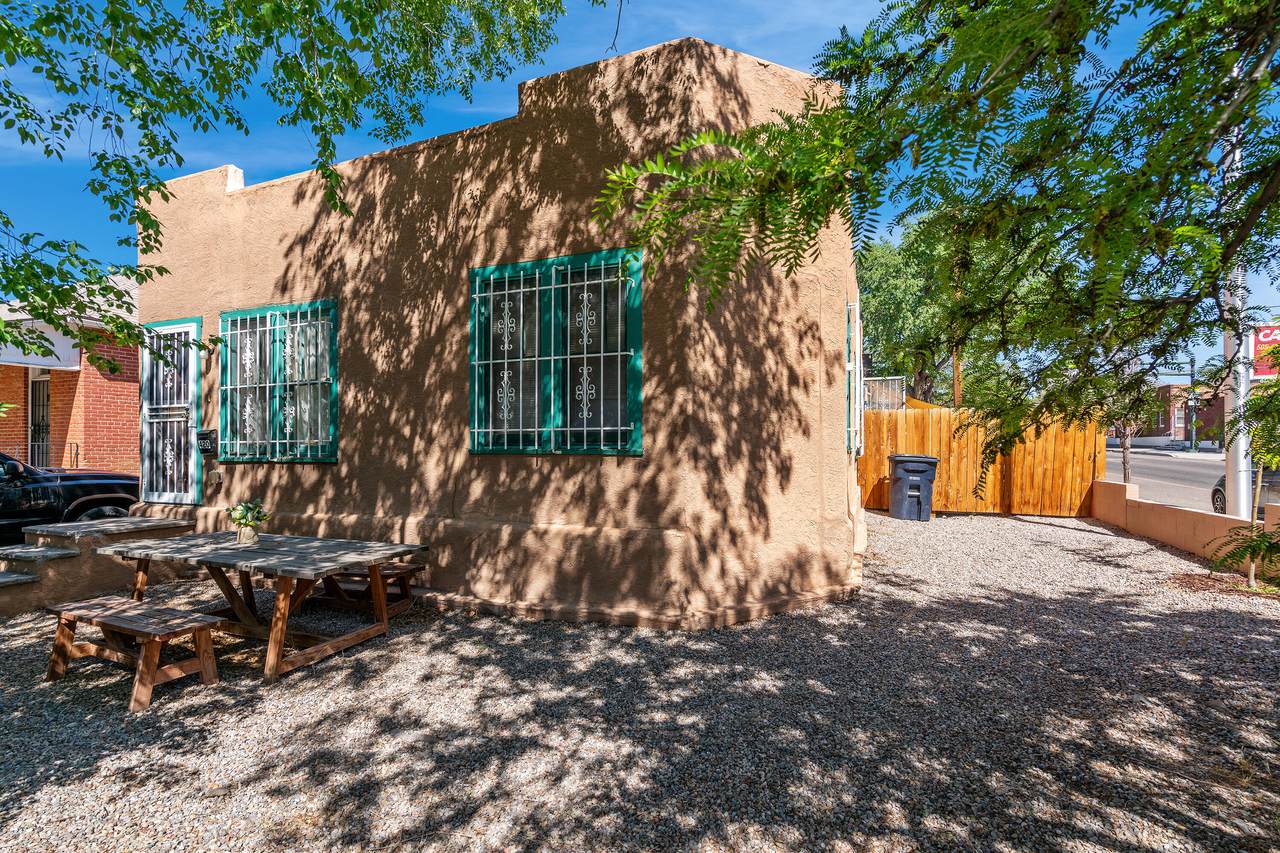 403 Coal Avenue - Photo 1