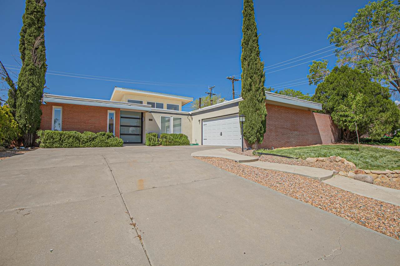 11409 Appian Way - Photo 1