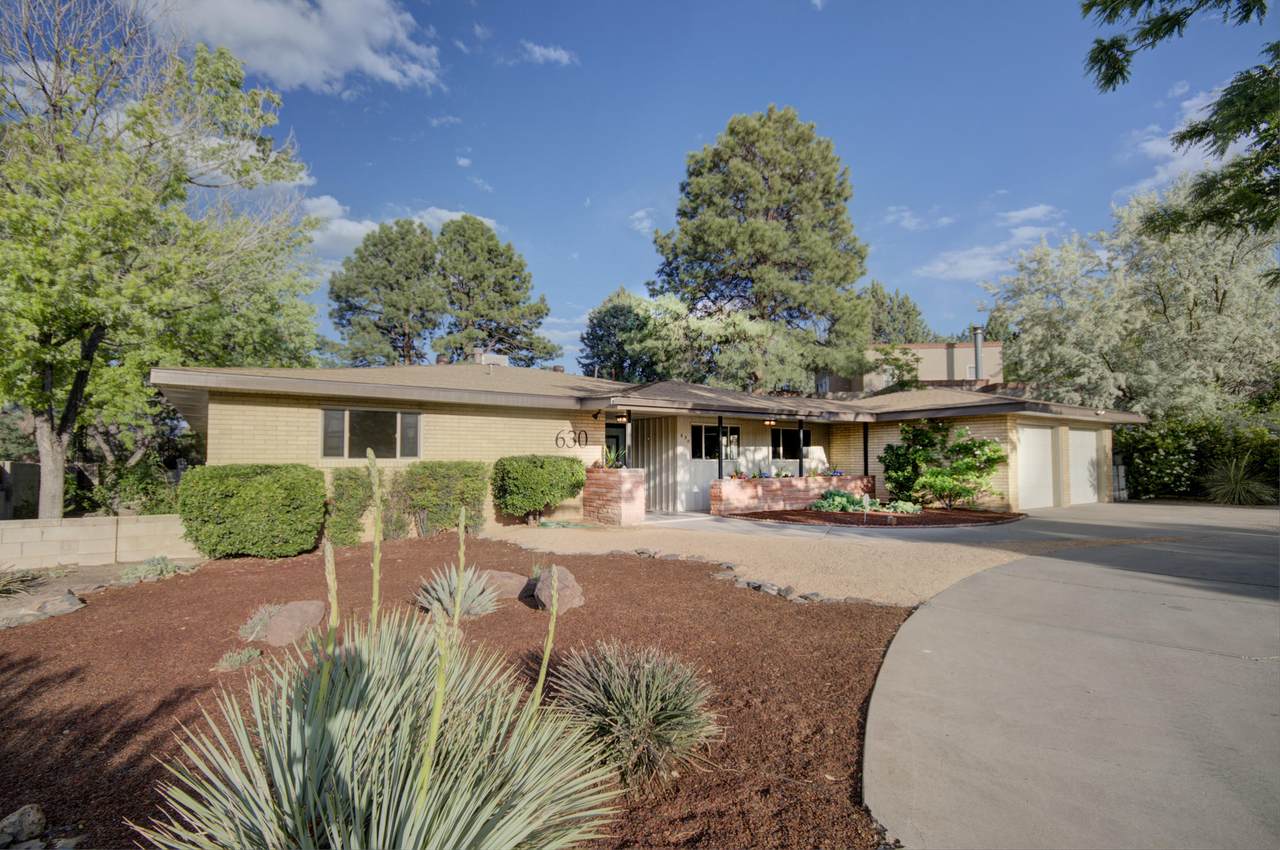 630 Sierra Drive - Photo 1