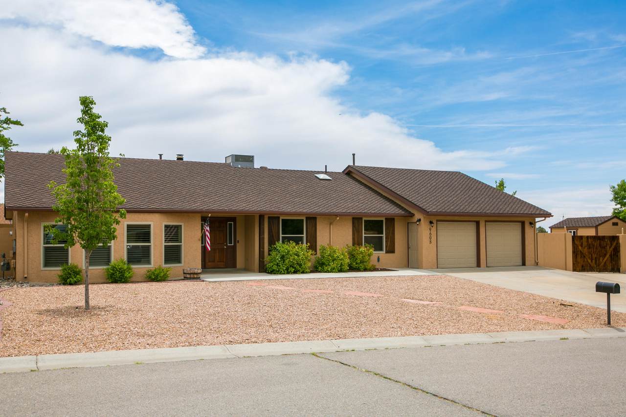 9608 Villa Del Rey - Photo 1