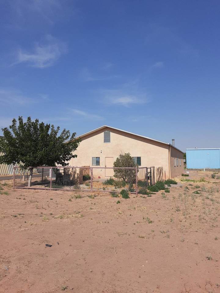 43 Elaine Drive - Photo 1