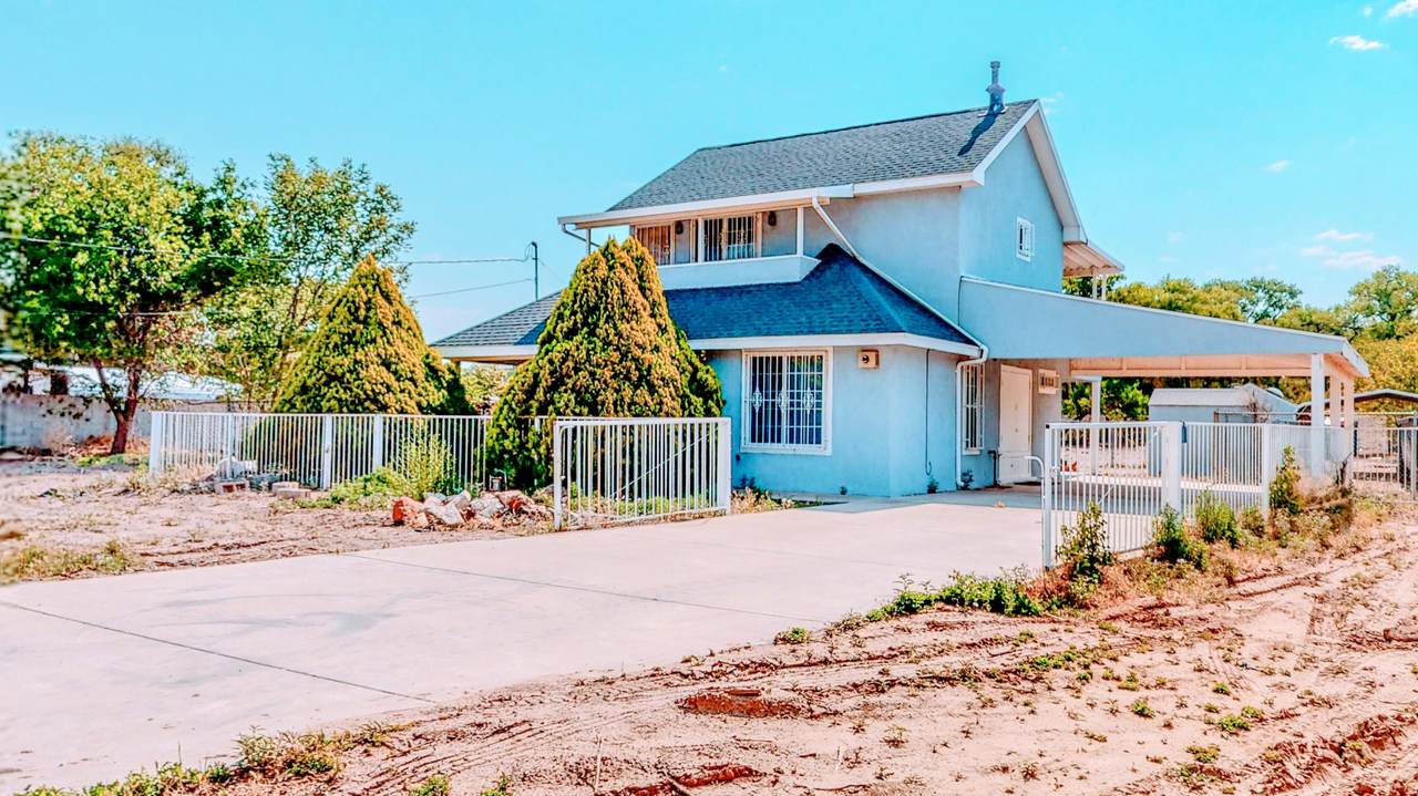 1606 La Vega Road - Photo 1