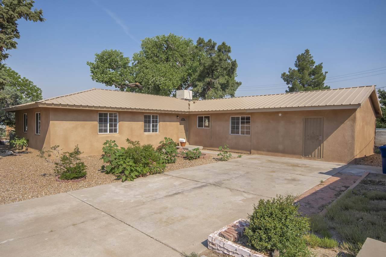 6627 Mossman Place - Photo 1