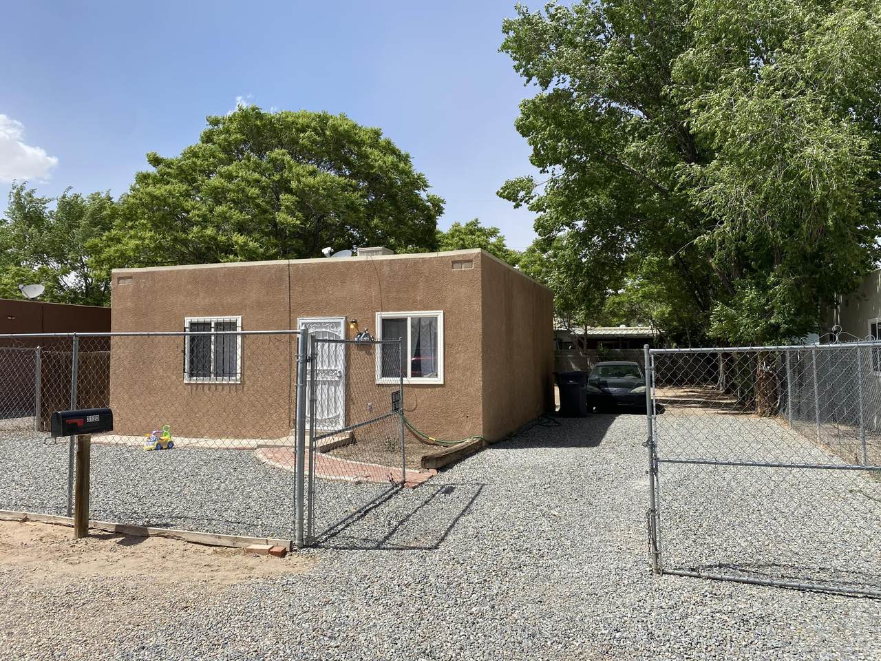 3123 Cypress Circle - Photo 1