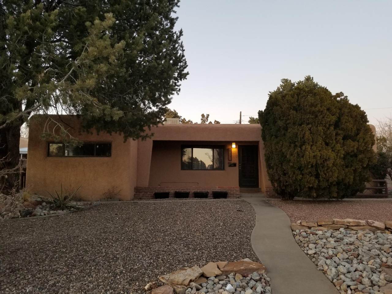 4721 Robin Avenue - Photo 1